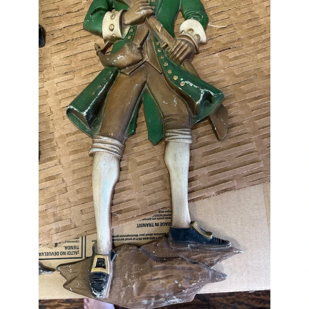 Vintage Sexton Cast Metal Revolutionary War Soldiers Wall Plaques Set of 2